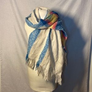 American Eagle Outfitters Mohair Wool Blend Large
Scart Wrap